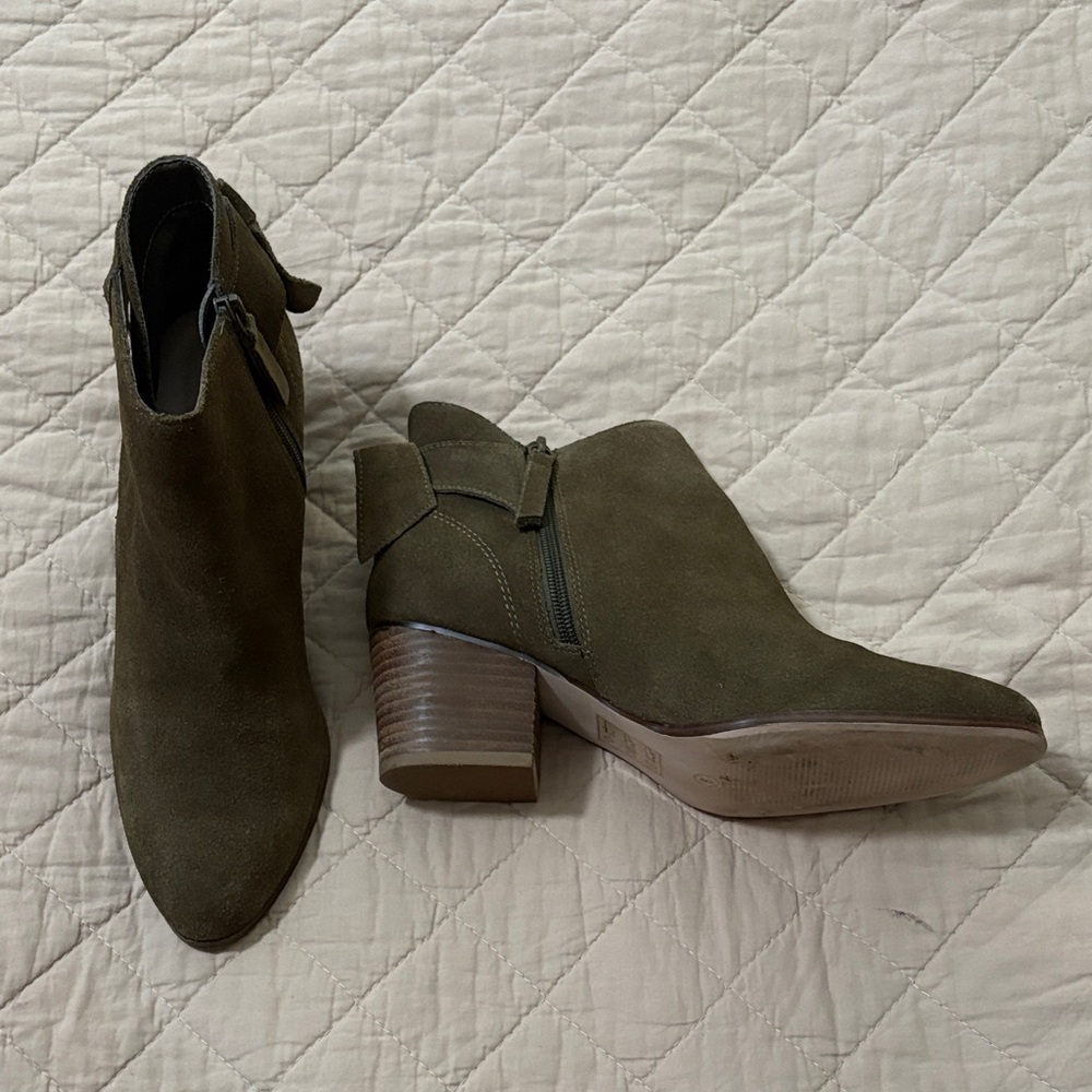Sole Society Olive Green Suede Ankle Boots